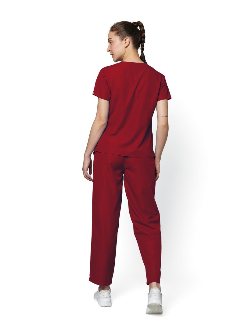 KNYA زيّ طبي نسائي كلاسيكي من KNYA بخمسة جيوب | ياقة على شكل حرف V | تصميم مرن ومريح للجزء العلوي والسفلي | زيّ موحد للأطباء | (مقاس 2XL، لون عنابي) - Image 2