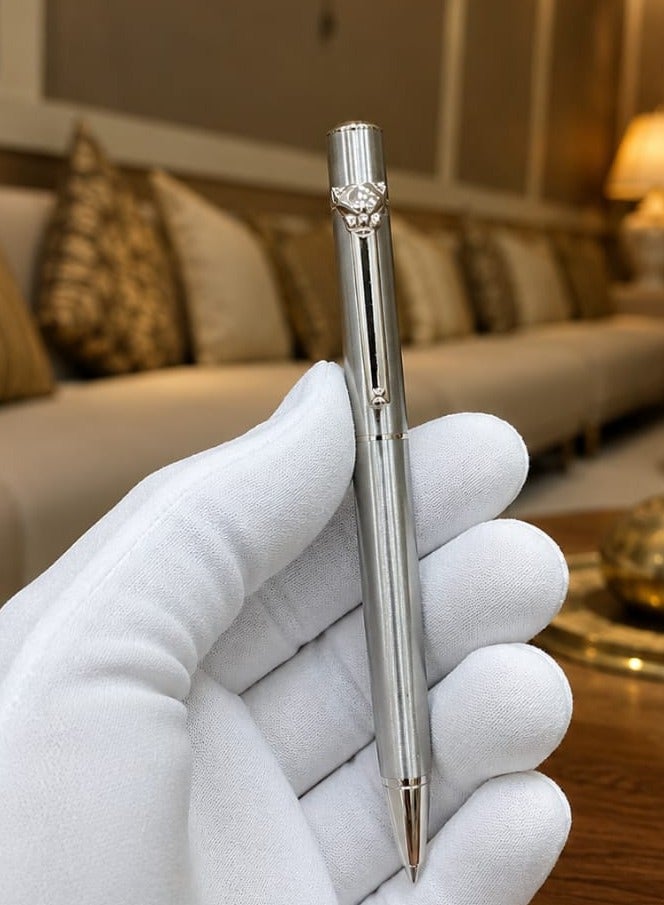 A new Panther-themed ballpoint pen, the latest model.