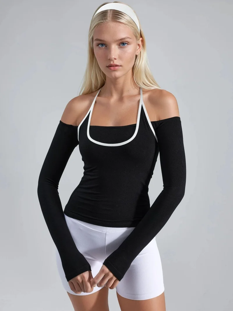 Busem BUSEM Slim Fit Knitted Blouse with U Collar and Contrast Binding