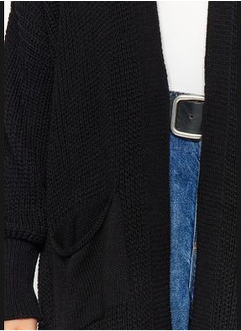 trendyol Black Maxi Sweater Cardigan  - Image 4