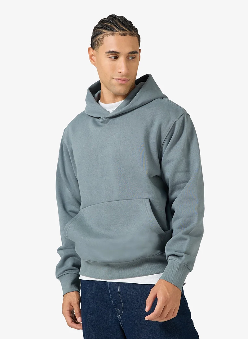 Essential Regular Fit Pullover Detailed Hoodie