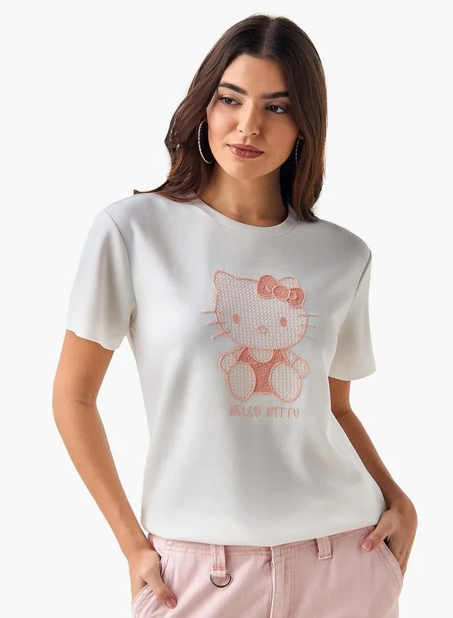 اس بي كاركترز T-shirt with Hello Kitty Embellishment