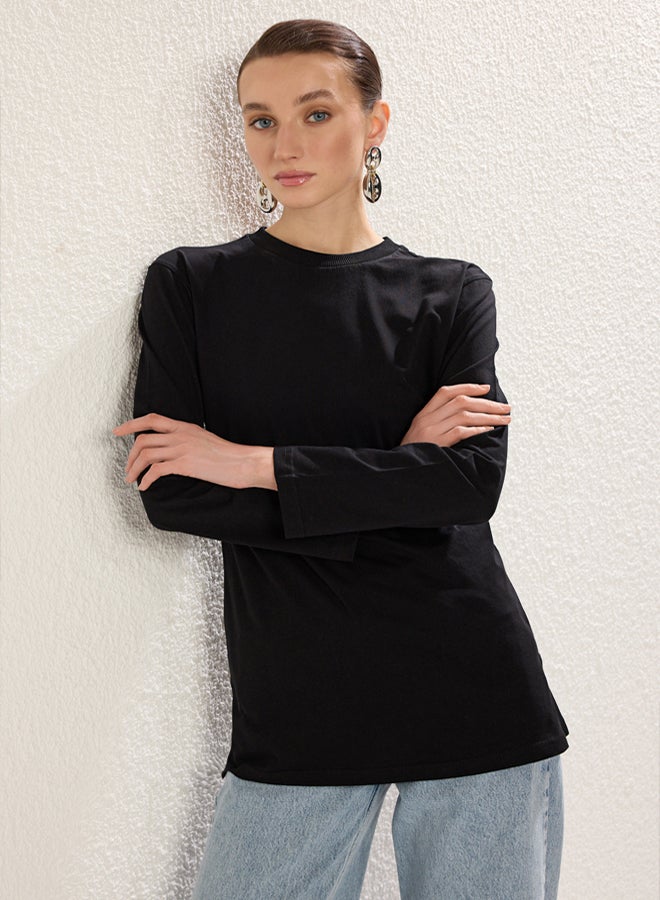 trendyol Black Long Sleeve Slit Detailed Knitted T-Shirt - Image 1