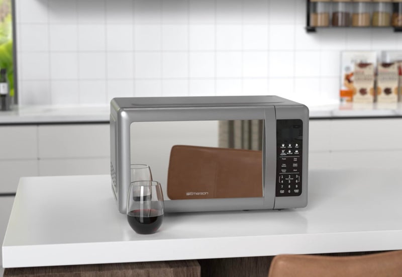 Emerson MW7601SL Countertop Microwave Oven with Sleek Mirrored Finish Glass Door, 700W, 10 Power Levels and 6 Pre-Programmed Settings with Child Safe Lock, 0.7. Cu. Ft., Silver - Image 3