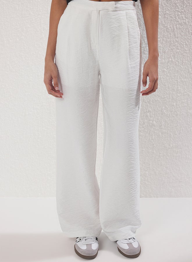 trendyol White Textured Wide Leg Padded Clothes Lined - Image 3