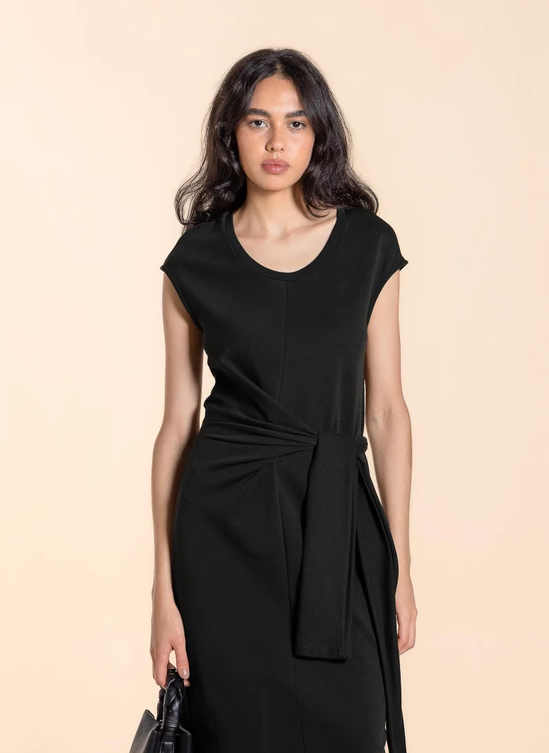 شايبس فستان واسط بربطة متوسط الطول