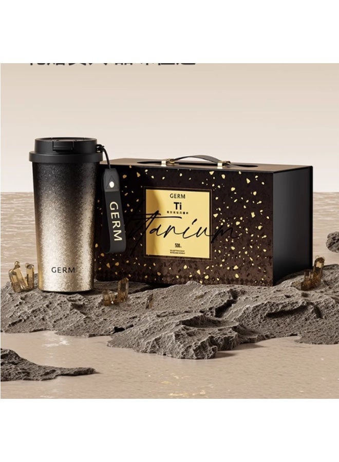 GERM 500ml high-quality pure titanium water cup, lightweight portable camping flask for outdoor adventures and travel. Dimensions with lid: 18.5 x 9.6cm, weight: 280g. Provides 12-hour thermal insulation. Suitable for drinking water, tea, coffee, smoothies, or juice. Ideal as a business cup, travel companion, or gift. (Gradient colour from black to gold) - Image 1