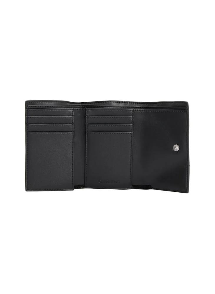 CALVIN KLEIN SMALL TRIFOLD WALLET
