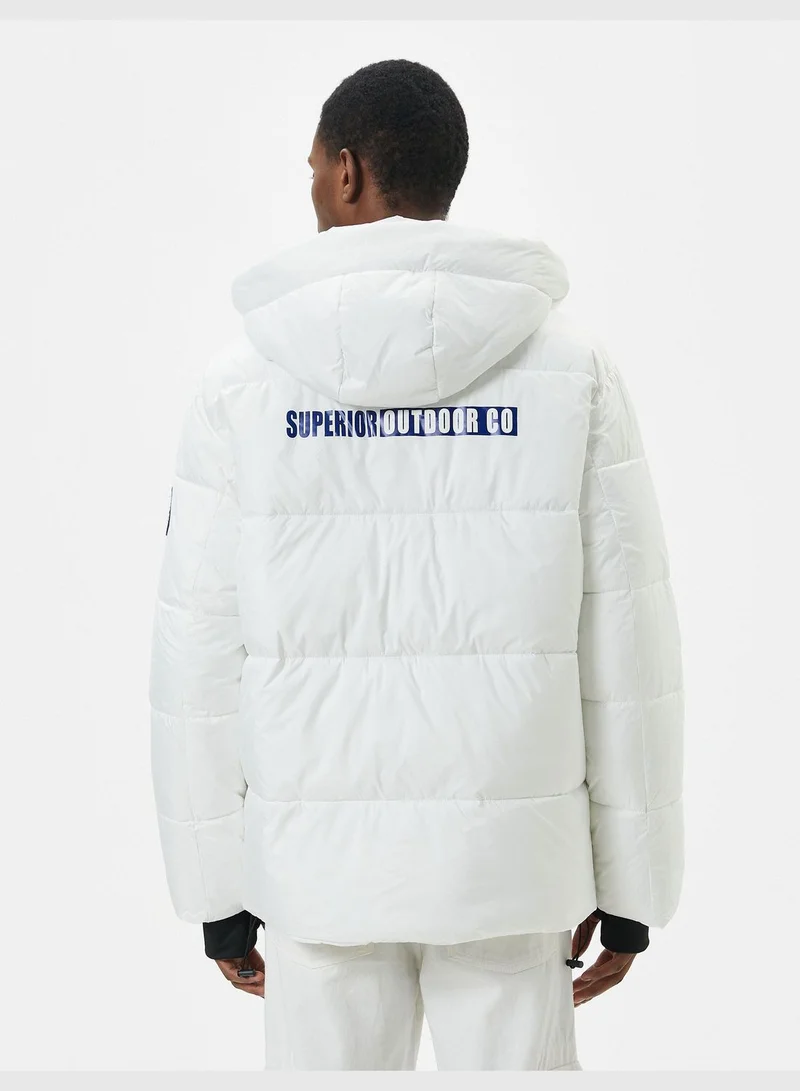 كوتون Slogan Printed Zipper Pocket Detail Hooded Puffer Coat