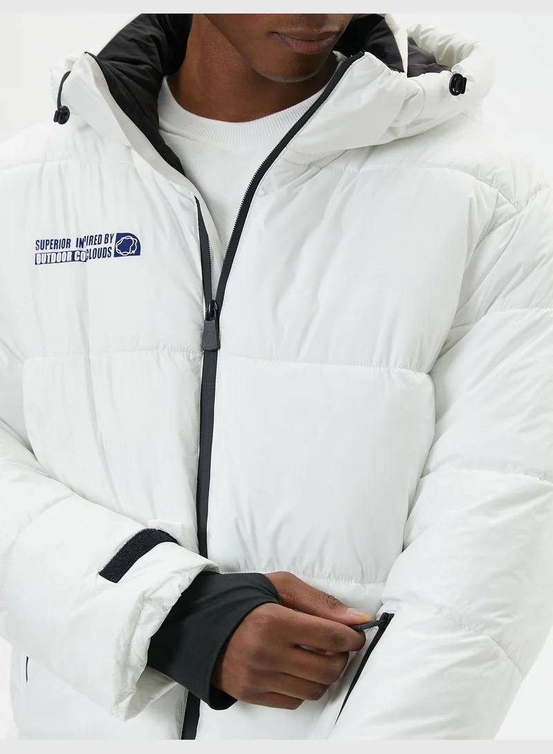 كوتون Slogan Printed Zipper Pocket Detail Hooded Puffer Coat