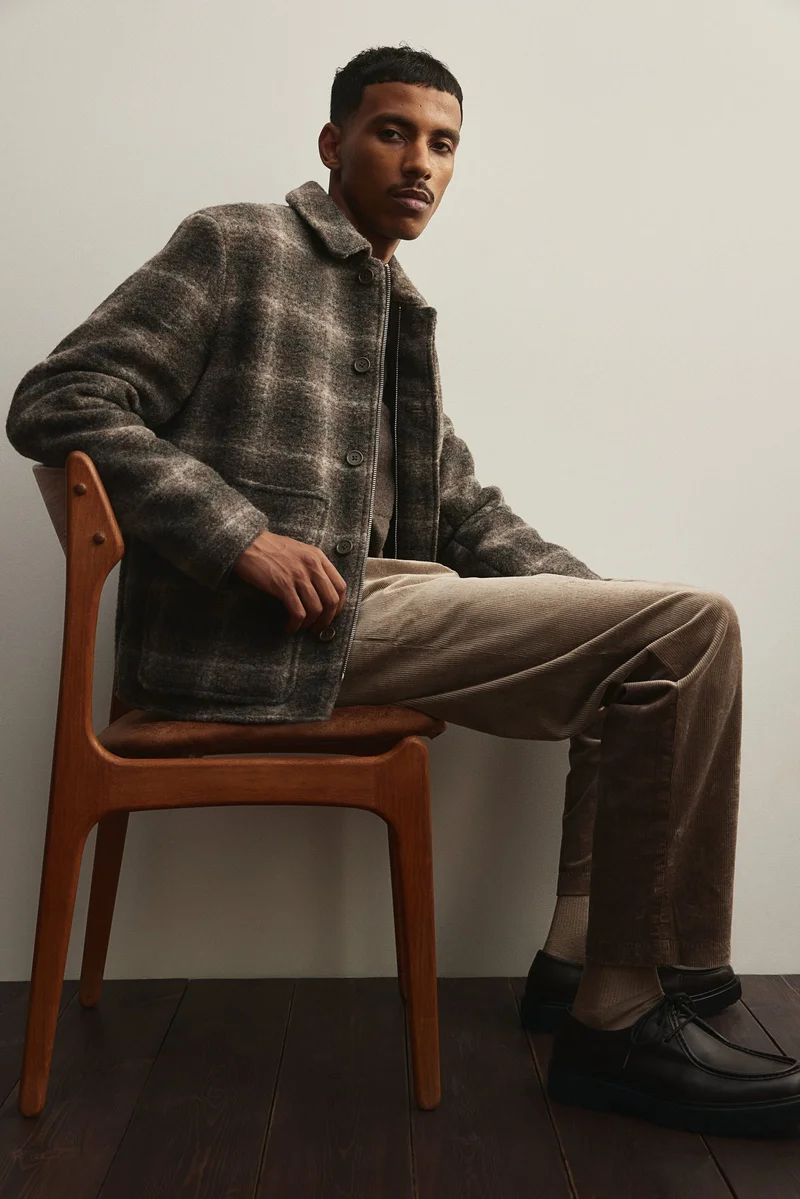 H&M Reglar Fit Corduroy Trousers