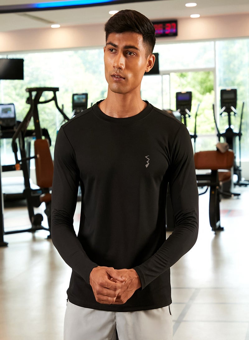 Campus Sutra Men's Solid Black Activewear T-Shirt For Casual Wear |  Dri-Fit Long Sleeve Activewear T-Shirt Crafted With Comfort Fit And High-Performance For Everyday Wear - Image 2