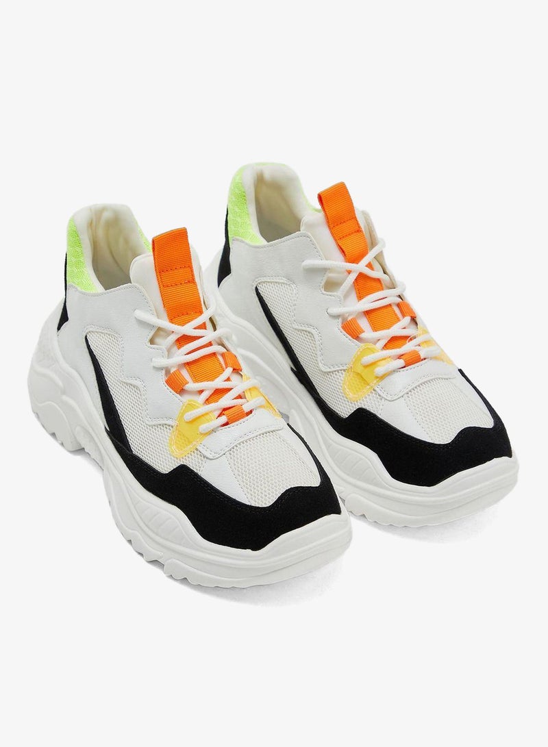 Reserved Casual Low Top Sneaker - Image 3