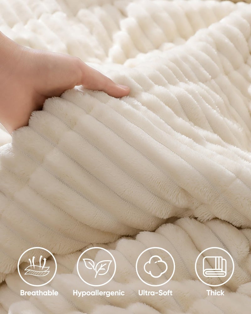 CYK Weighted Blanket Adults King Size 30 Lbs 80"x96" - Dual-Sided Extra LargeFleece & Sherpa Blanket - Heavy Plush Flannel Winter Warm Blanket for Bed and Couch - Image 3