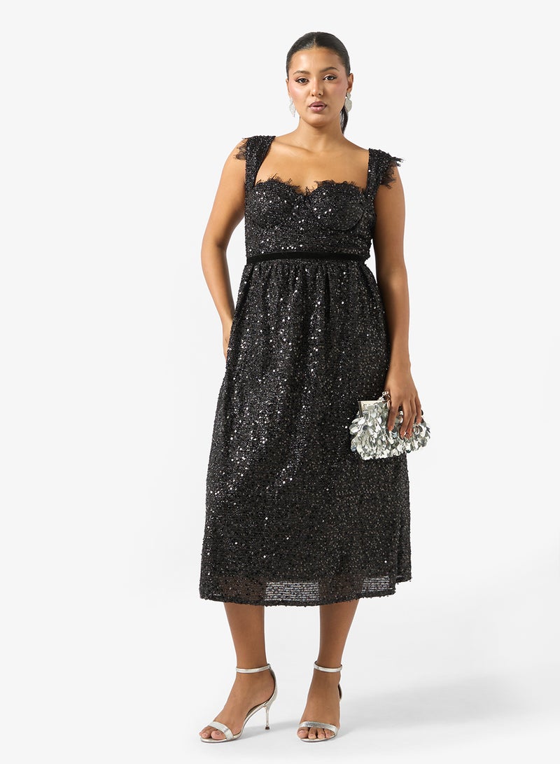 Ella Plus Strappy Lace Dress - Image 4