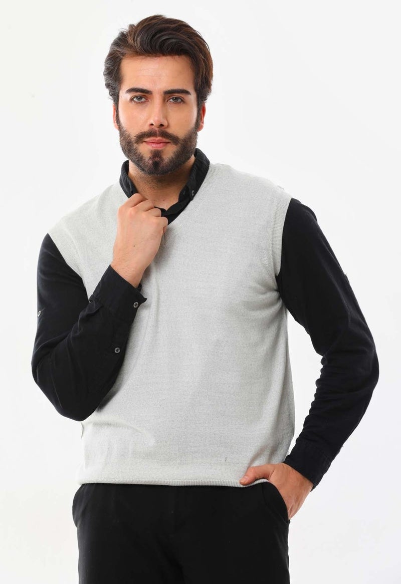 Günay Gunay Men's V Neck Wool Sweater 1000 Light Gray  - Image 1