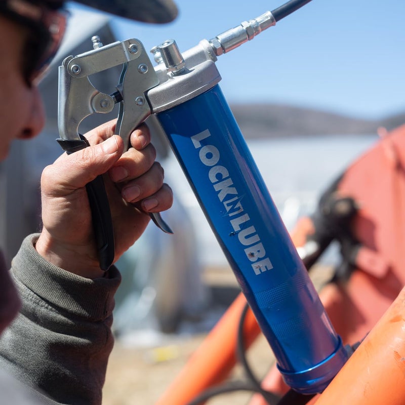 LockNLube Heavy-Duty Pistol Grip Grease Gun (Blue). Includes our patented LockNLubeÂ® Grease Coupler (Locks On, Stays On, Won't Leak!) plus a high-quality 20" hose and in-line hose swivel - Image 5