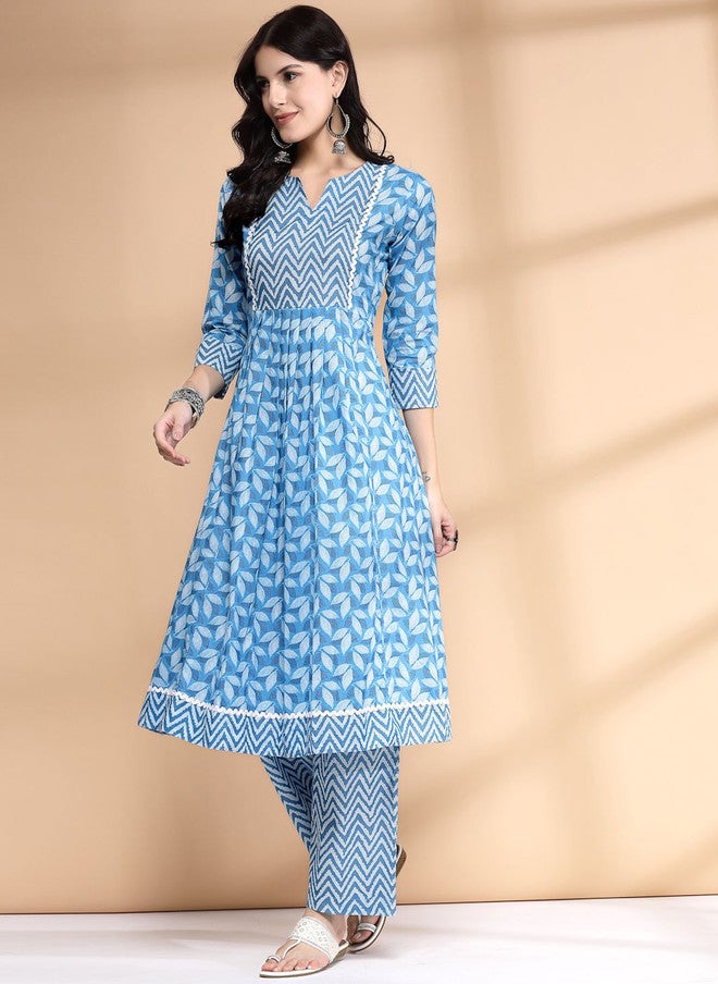 LARGISH Floral Printed Notch Neck Cotton Box Pleated A-Line Kurta With Trousers - Image 4