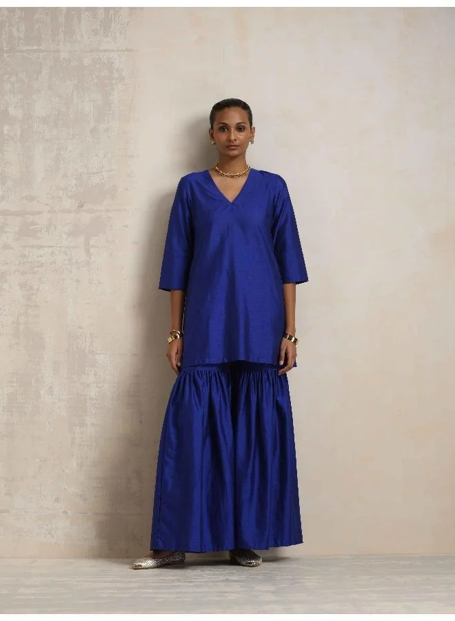 ترو برونز طقم شالار أزرق كهربائي