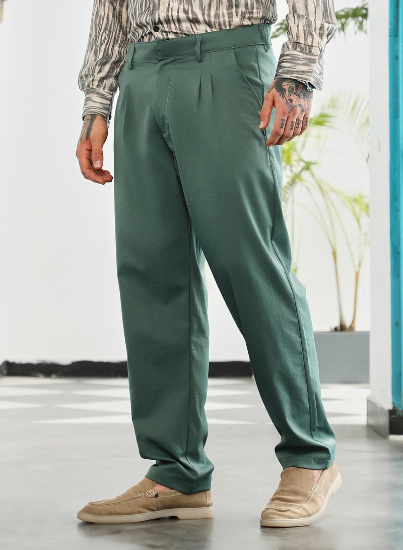 Campus Sutra Campus Sutra Men's Emerald Green Double-Pleated Tailored Trousers | Mid-Rise , Straight Hem , Conceal Button Closure , Relaxed-Fit | Solid Plain | Polyester Blend Trouser For Casual Wear - Image 3