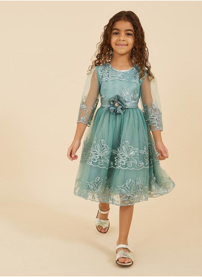 Styli Lace Insert Flower Corsage Round Neck Dress  - Image 1