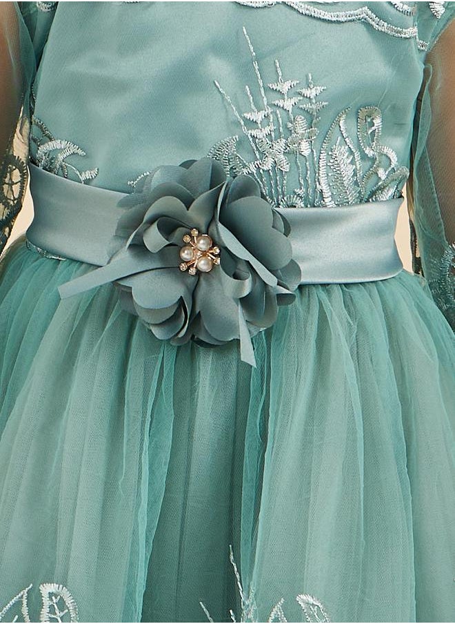 Styli Lace Insert Flower Corsage Round Neck Dress  - Image 3