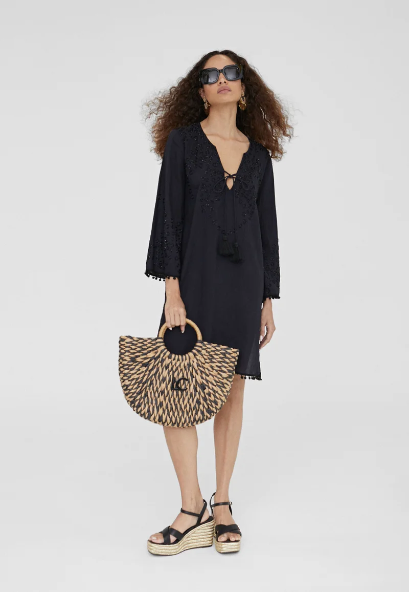 Lola Casademunt Short embroidered caftan