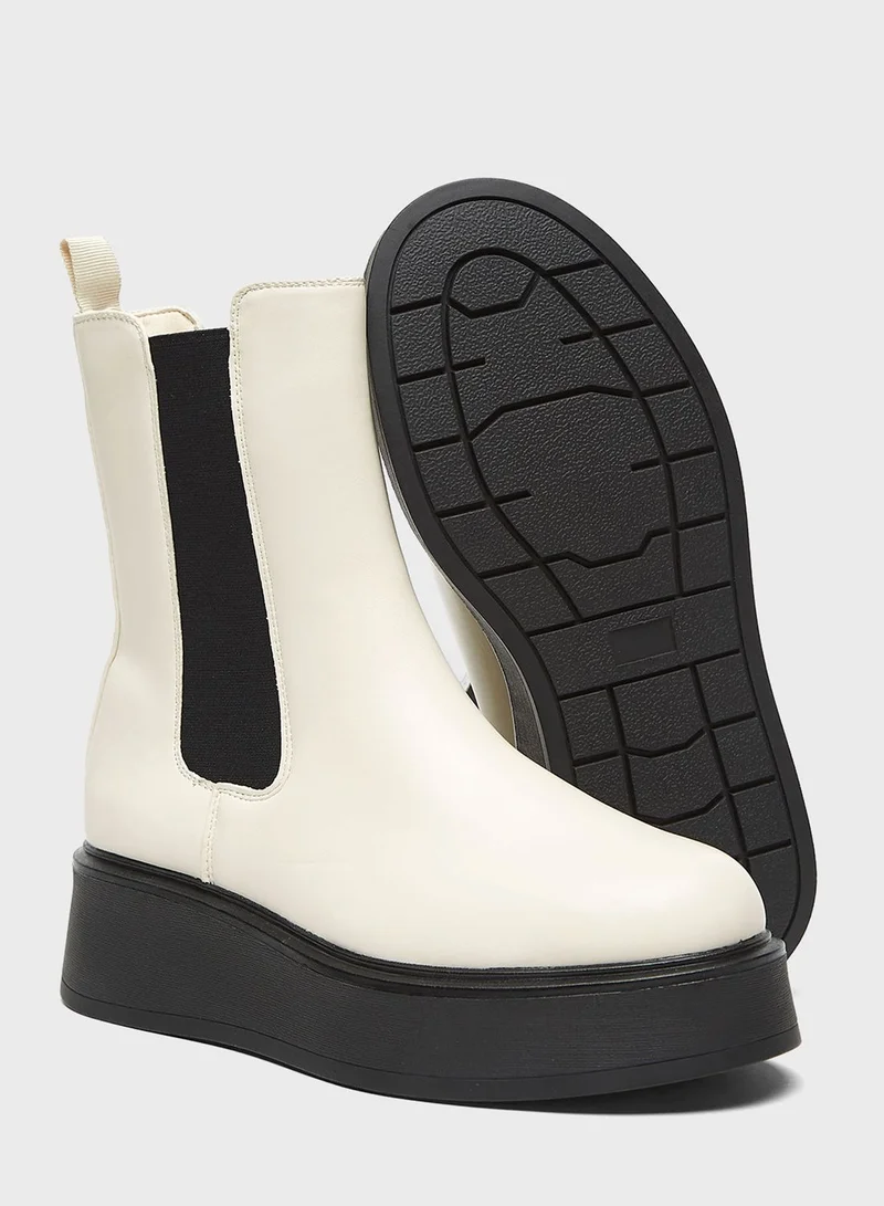 shoexpress Essential Ankle Boots
