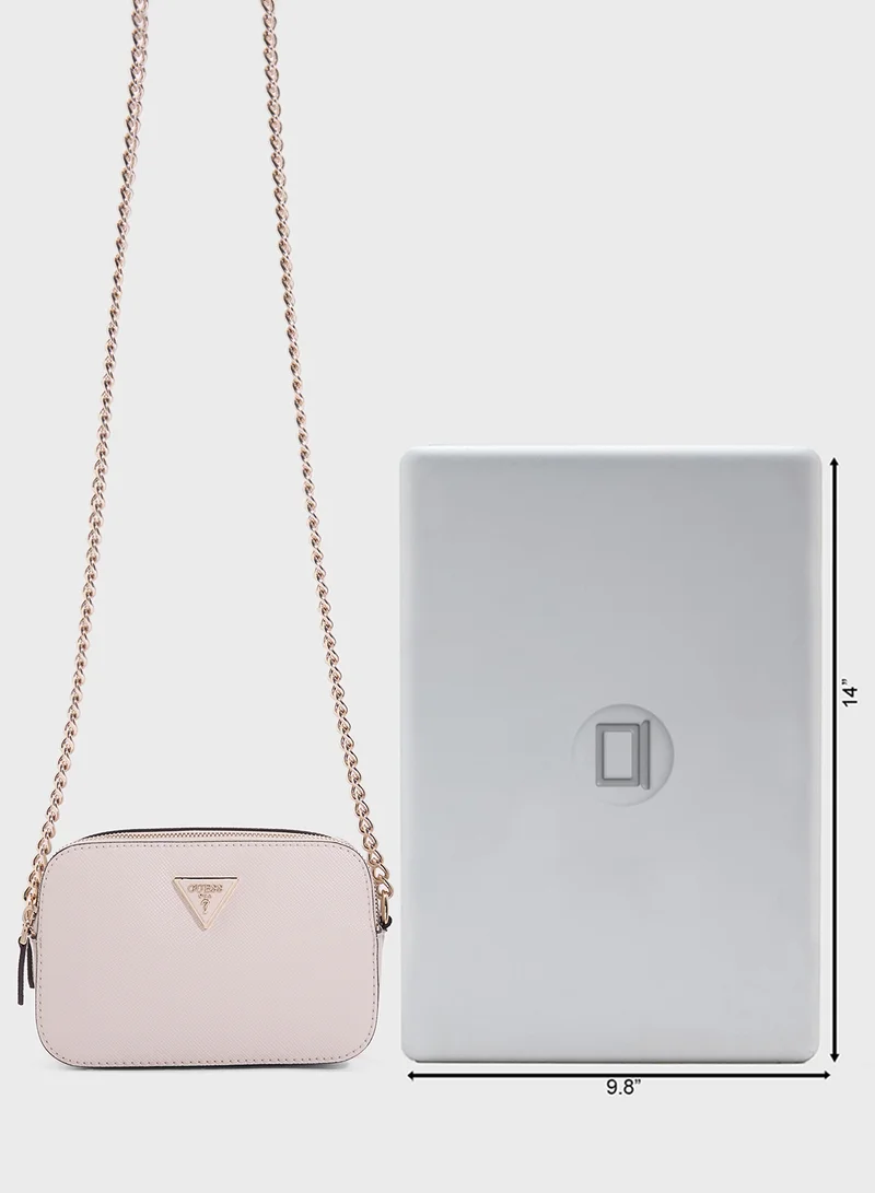 جس Noelle Crossbody Camera