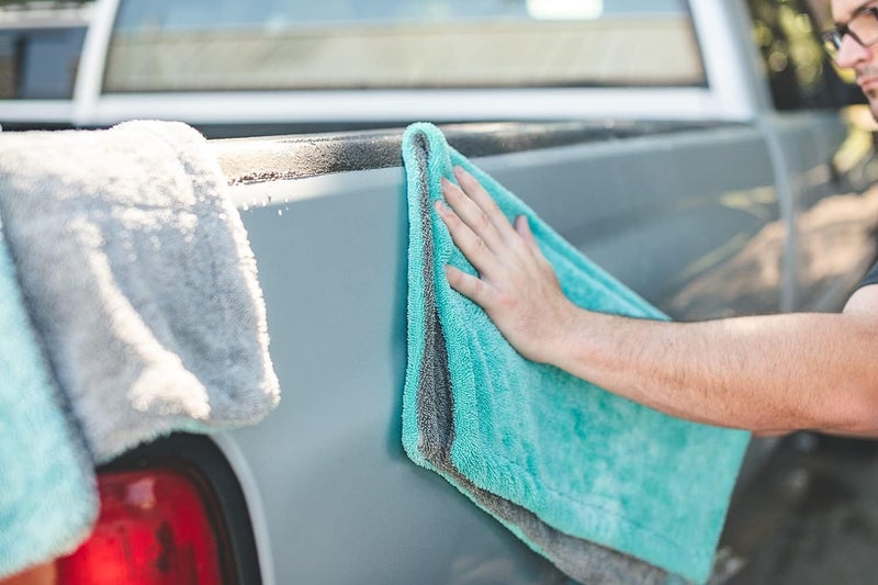Auto Hub Microfiber Car Cleaning Cloth and Wash Mitt Kit - Includes Ultra Soft 1200 GSM Extra Large (60x40 CM) Microfiber Cloth for Car and Dual Sided Chenille Microfiber Wash Mitt 1700 GSM - Image 3