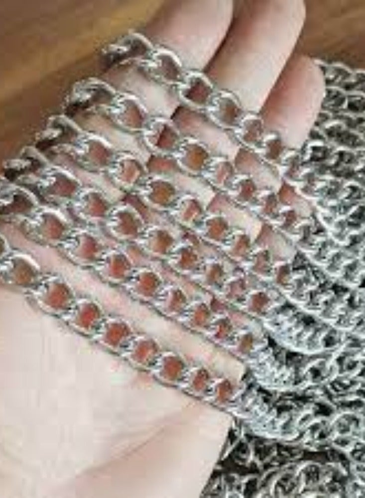 KNP KNP Chrome Plated Twisted Chain (2.5 MM) is a versatile and durable chain designed for various applications, from securing items to decorative uses. - Image 3