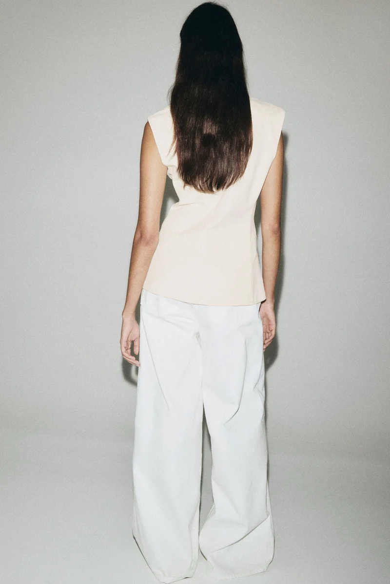 H&M Ponte di Roma waistcoat