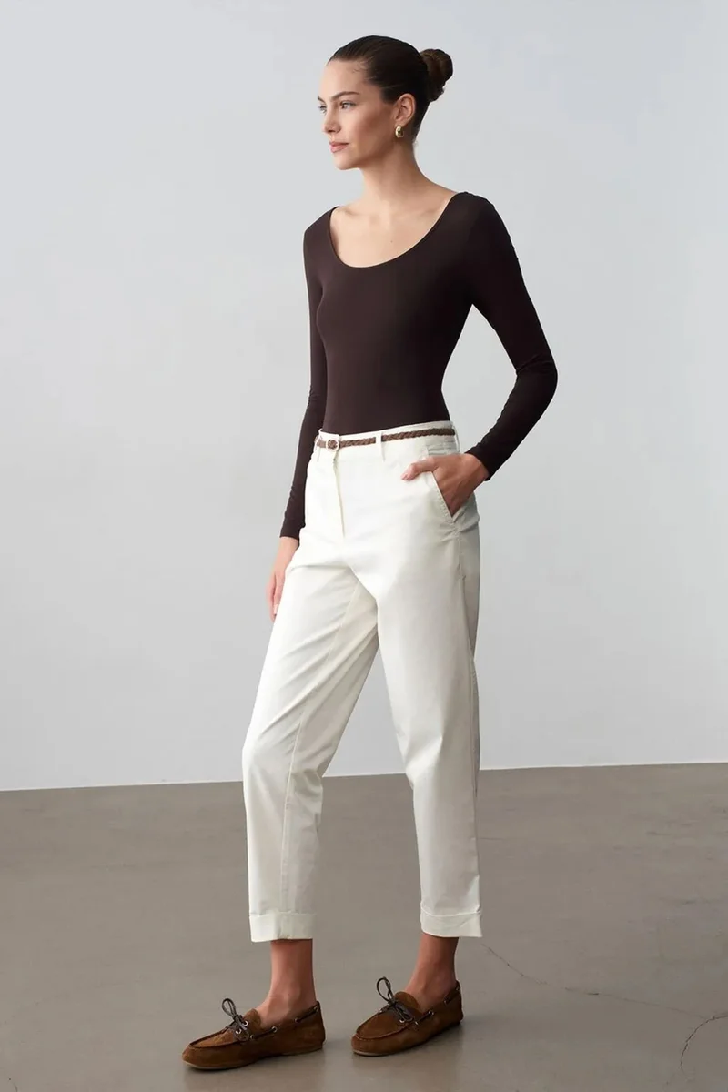 Dilvin Dusty White DILVIN Belted Straight-leg Gabardine Chinos for Women | Best Price UAE