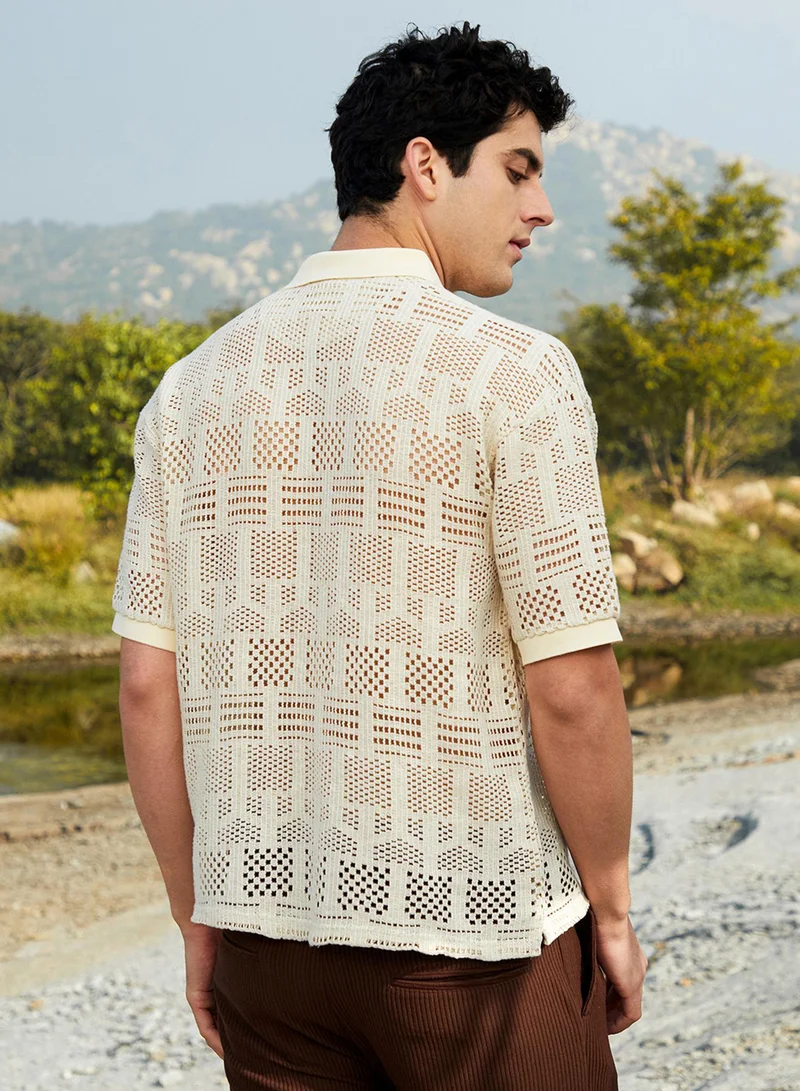 Campus Sutra Campus Sutra Men's Buff Beige Geo-Boho Oversized Polo T-Shirt For Casual Wear | Polo Neck | Short Cuffed Sleeves | Half-Button Closure | T-Shirt Crafted With Comfort Fit For Everyday Wear