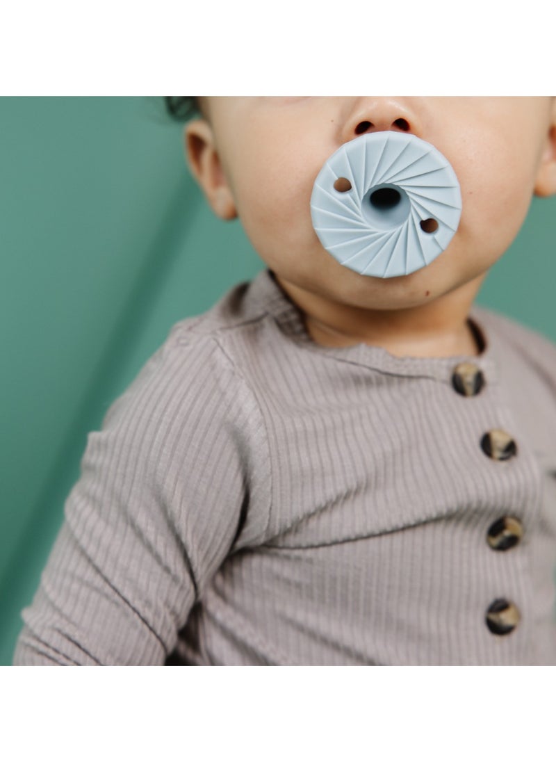 doddle & co. - Doddle & Co. Baby Pacifier, Natural Shape, 100% Silicone - Tokyo Pop Pacifier (3m+) - Navy/Cloud 9 - Image 1