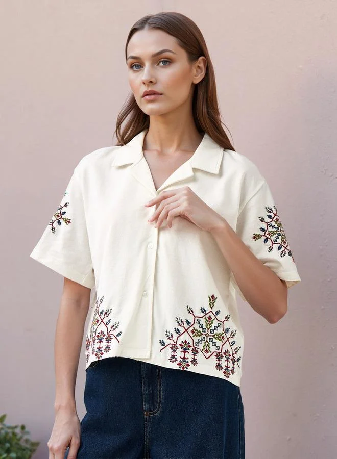 لي كوبر قميص لي كوبر مطرز بقصة مريحة