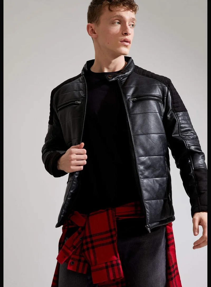 ديفاكتو Man Slim Fit PU Jacket