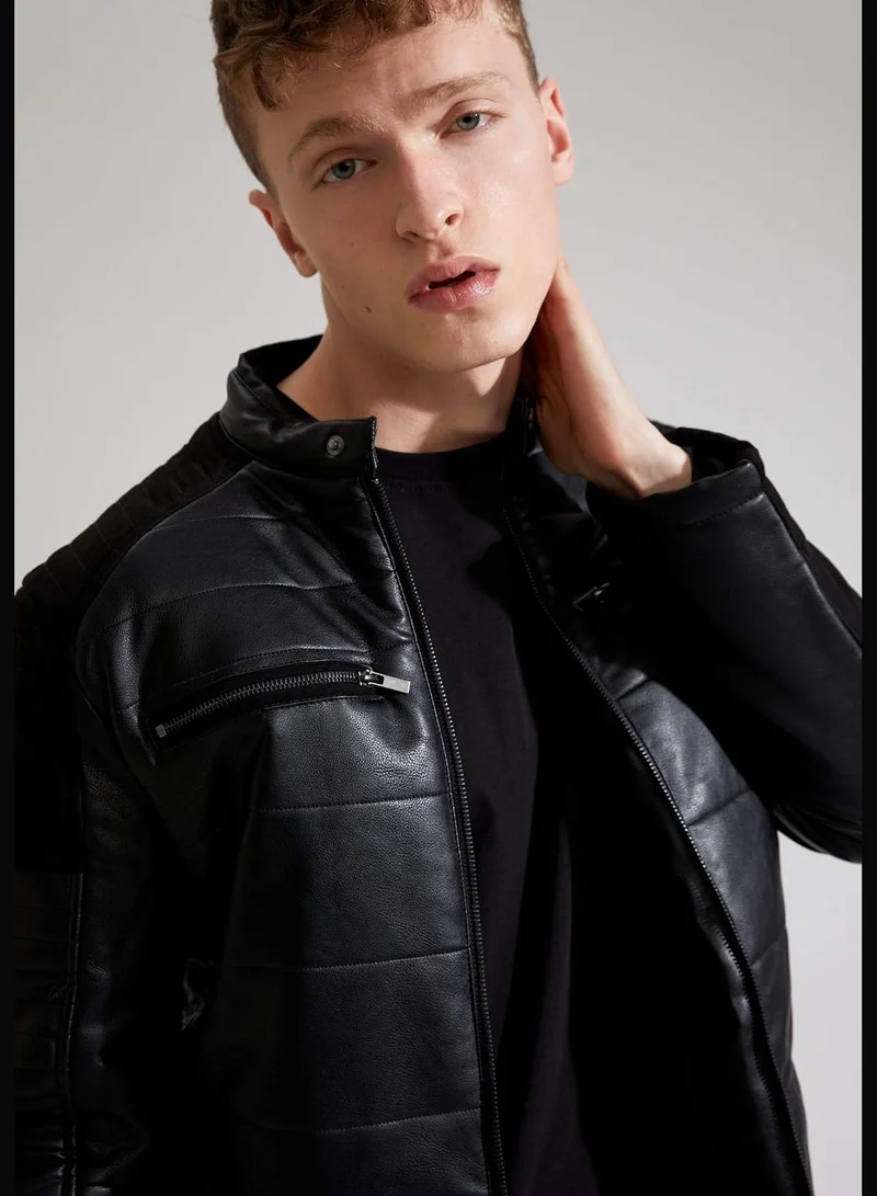 ديفاكتو Man Slim Fit PU Jacket