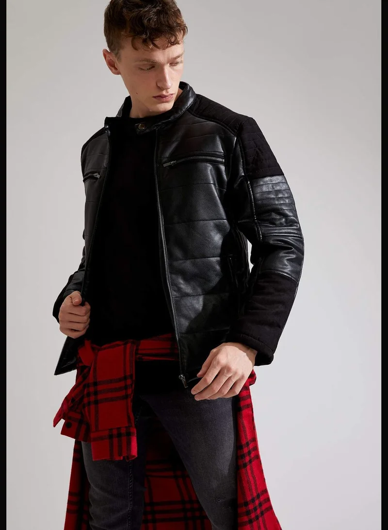 ديفاكتو Man Slim Fit PU Jacket