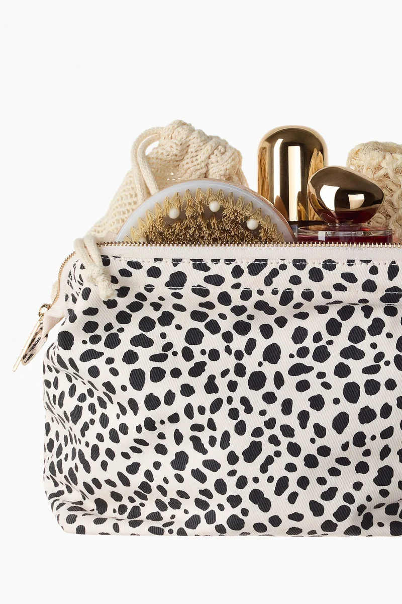 H&M  Wash bag  | Best Price UAE