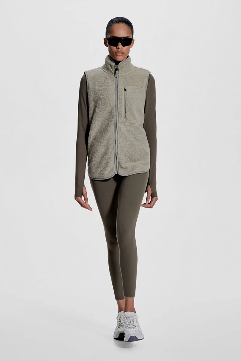 اتش اند ام جيليه رياضي من تيدي