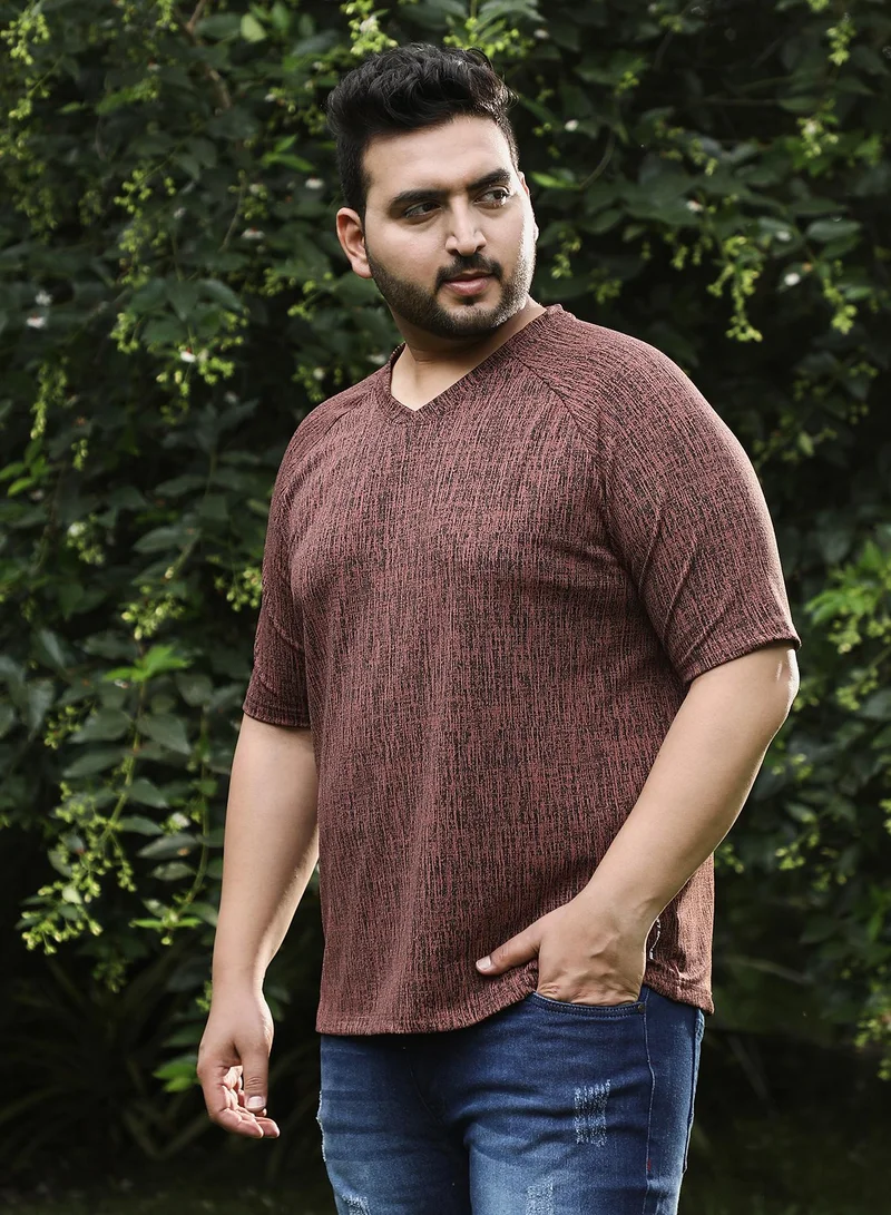 Instafab Plus Instafab Plus Men's Brown & Black Contrast-Heathered Knitted T-Shirt For Casual Wear | V-Neck | Short Regular Sleeves | Pull On Closure | Plus Size T-Shirt Crafted With Comfort Fit For Everyday Wear