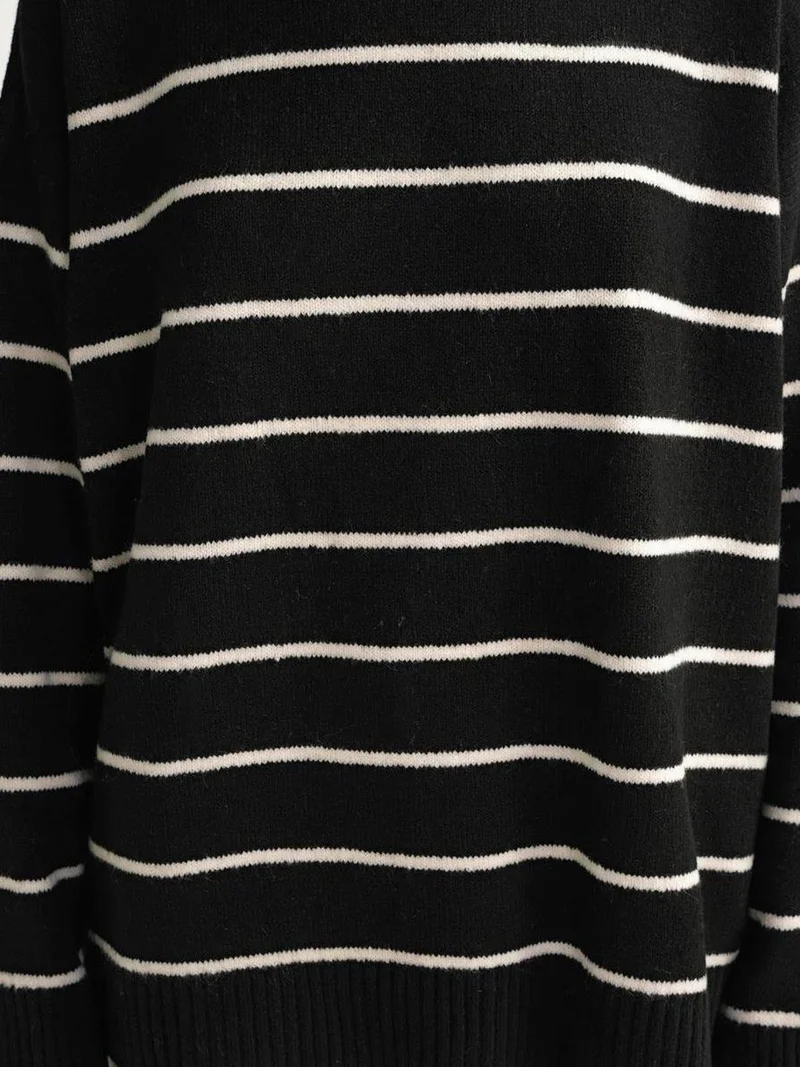 MixRay Black Striped Crew Neck Relaxed Knit Pullover Sweater for Women | Best Price UAE