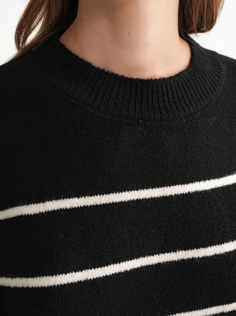 MixRay Black Striped Crew Neck Relaxed Knit Pullover Sweater for Women | Best Price UAE