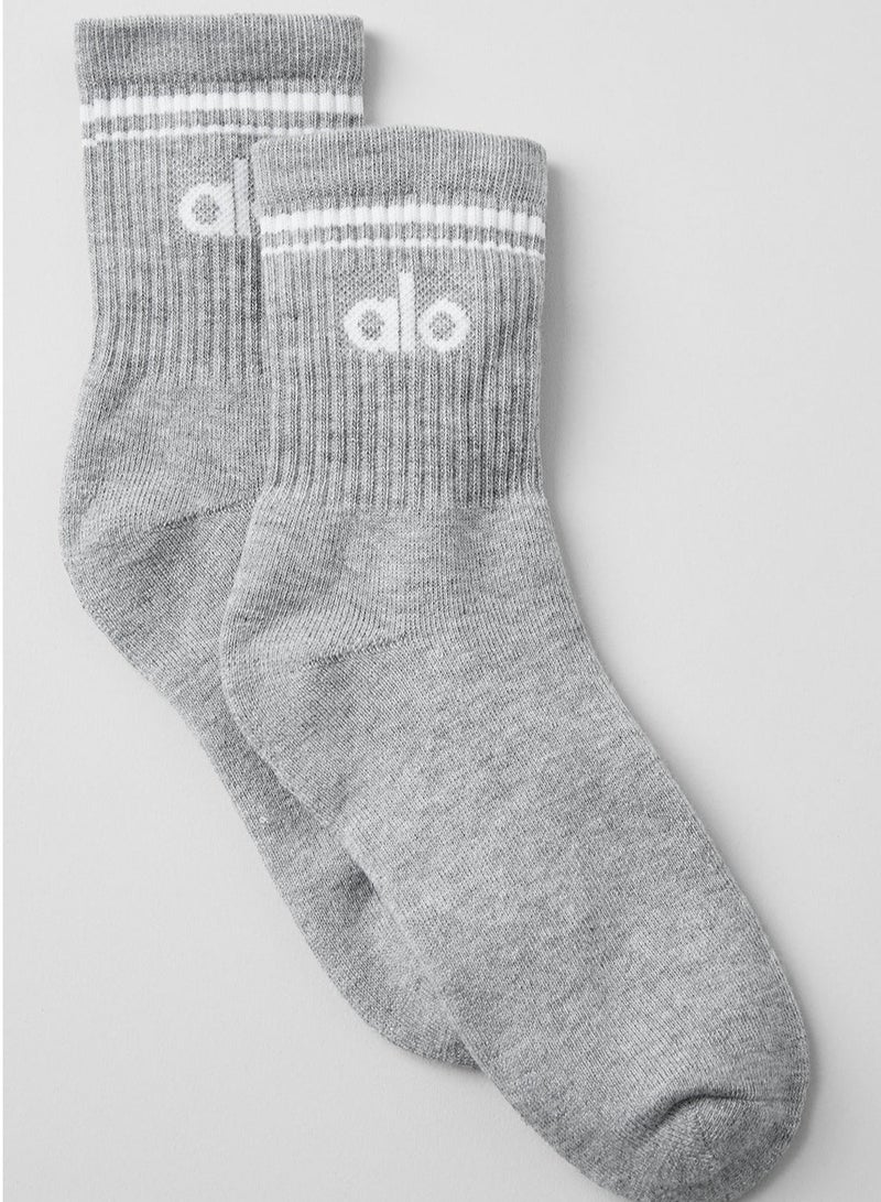 alo 3pcs Unisex Half-Crew Throwback Sock - Image 2