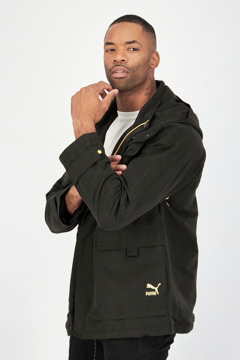 PUMA Men Sportswear Fit Long Sleeve Plain Bomber Jacket, Black  - Image 4