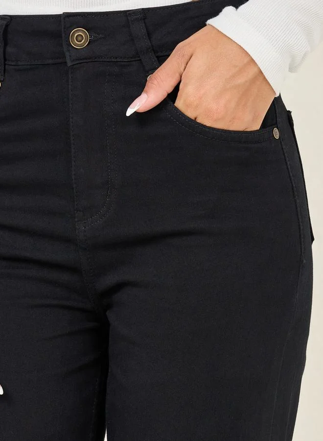 Styli Solid Wide Leg Jeans with Raw Edge