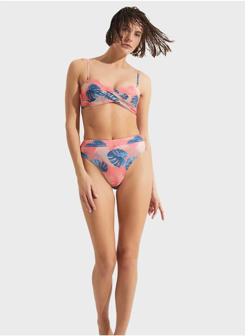 جون Floral Print Drap Detail Bikinis
