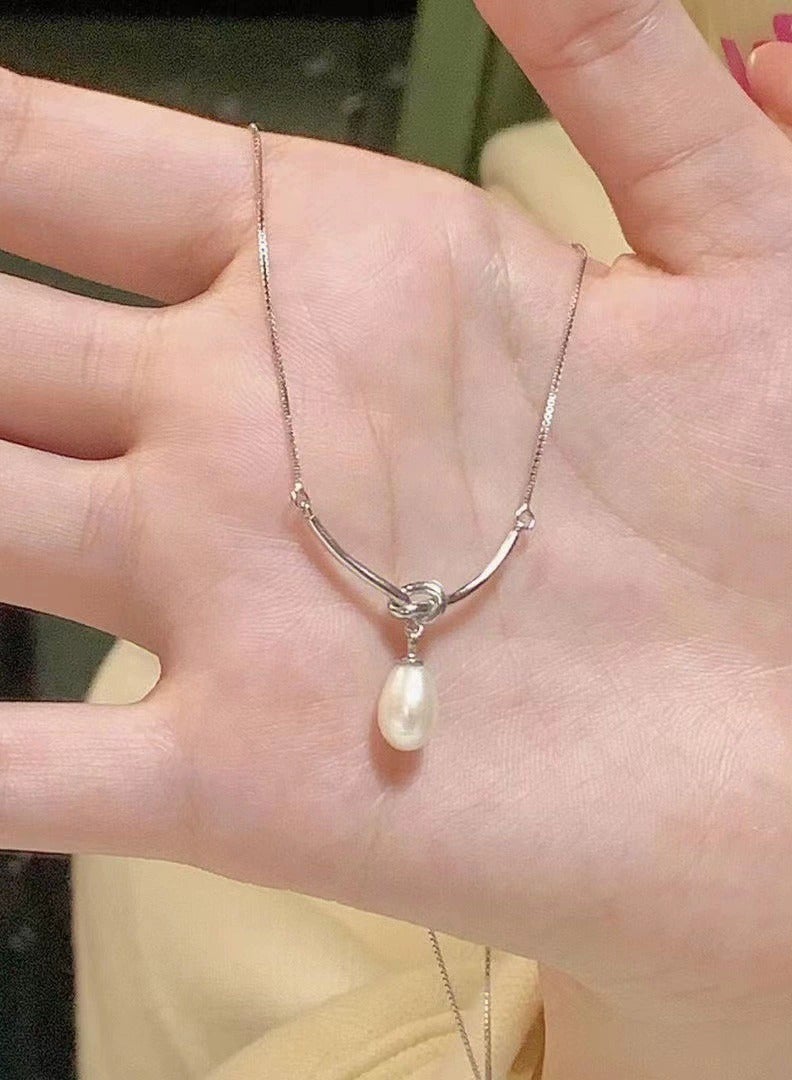 Goolsky Moonlight Teardrop Pearl Necklace – Dainty Luxury Minimalist Choker for Girls & Best Friends  - Image 2