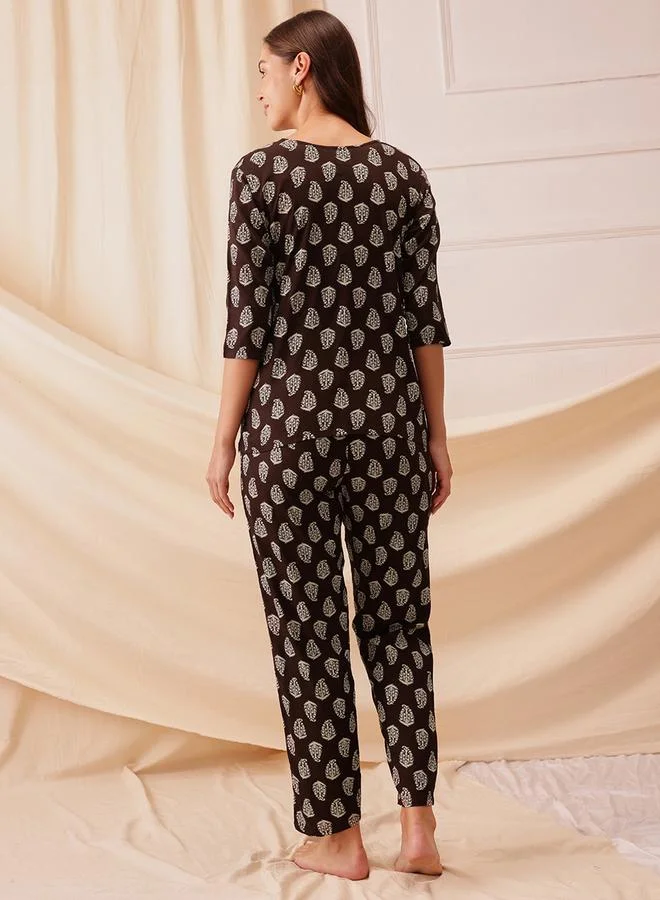 Clovia Clovia Printed Notch Neck Top and Pyjama Set